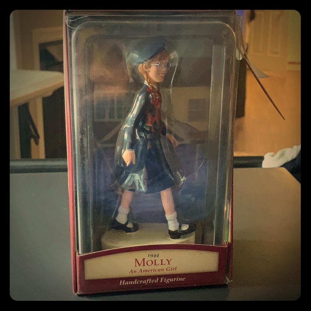 Rare American girl -Molly-handcrafted figurine
